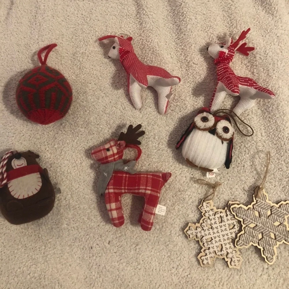 Festive Handmade Style Christmas Ornaments Set